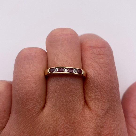 10k yellow gold Ruby and diamonds ring - Picture 11 of 13